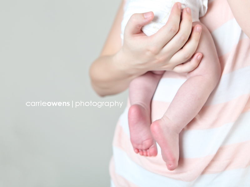sandy utah newborn photographer baby in mommas arms