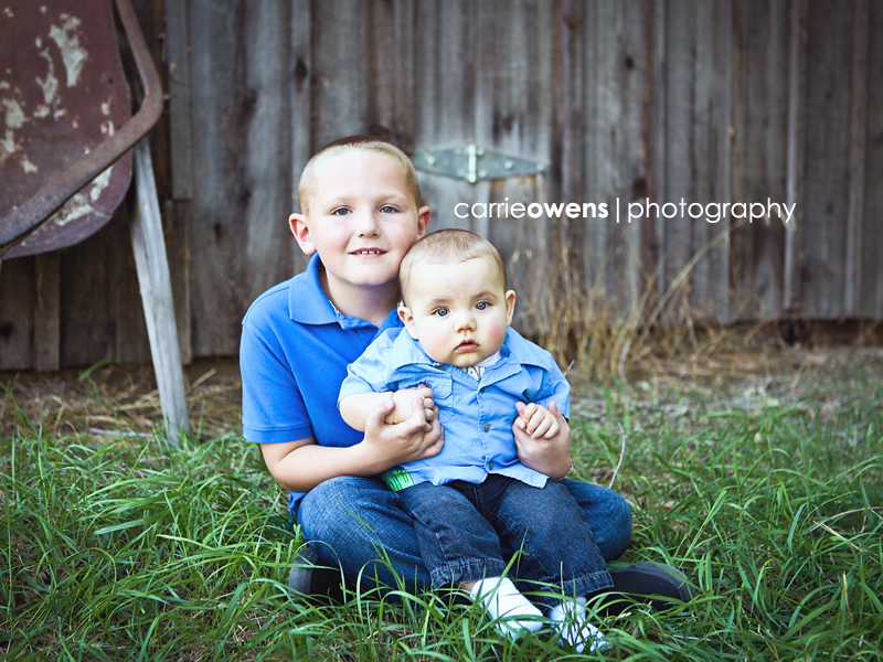 sandy utah child photographer brothers in blue