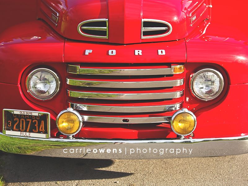 salt lake city utah engagment photographer Carrie Owens captures close up of old red truck