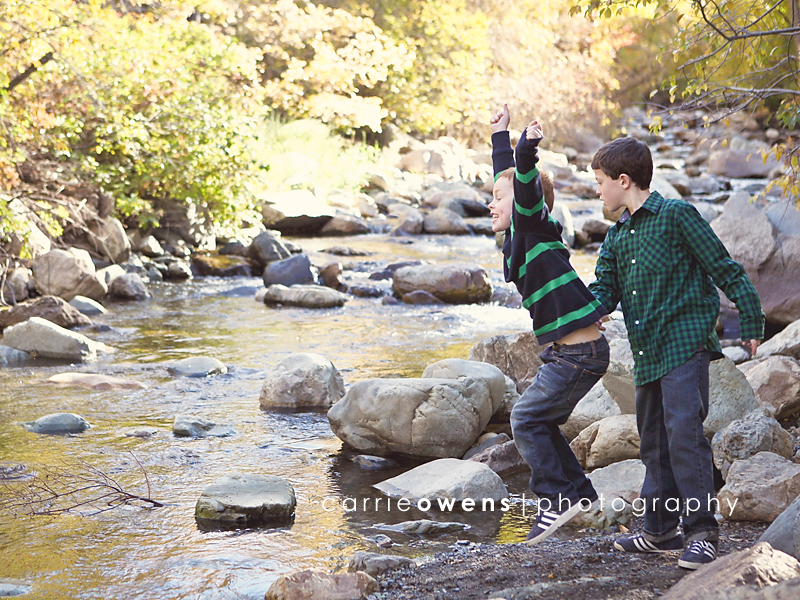 Salt Lake City Utah family photographer boys in the canyon by the creek