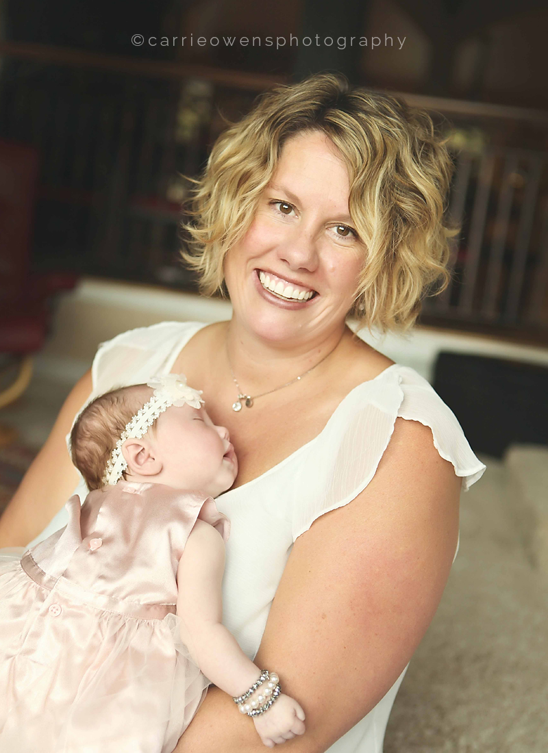 Salt Lake City Utah baby photographer Carrie Owens photographs mom and baby