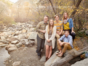Salt Lake City Utah family photographer Carrie Owens photographs family of five in the mountains