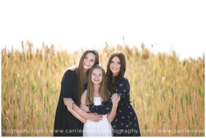 Salt Lake City teen and family photographer celebrates family before one heads off to college